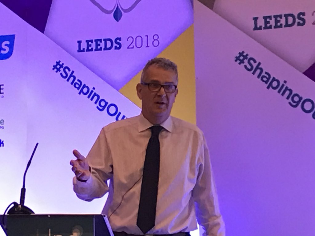LiquidGasUK's tweet photo. Rob Shuttleworth, @UKLPG Chief Exec, facilitating an interactive session discussing opportunities and challenges at the #UKLPG annual conference #ShapingOurFuture https://t.co/fhyr4suD0o