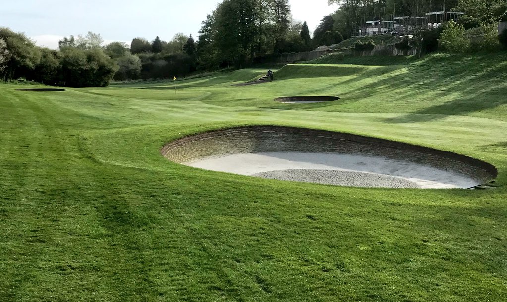 AndyBarber22's tweet photo. @EcoBunkerRich @LlewMatthews thought you’d like this pic guys #rwgc #bunkermagic ⛳️ https://t.co/1kfZ3jyqT7