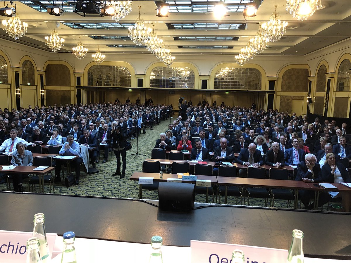 StefanOecking's tweet photo. #abaJT Beeindruckendes Plenum! https://t.co/tPFR9DU5j9
