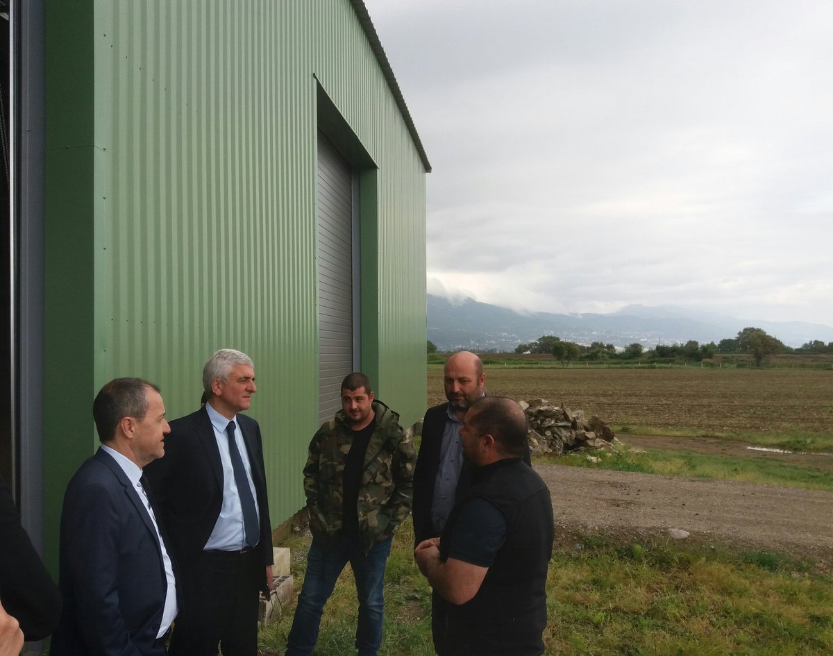 mpb_Corsica's tweet image. Merci à Serge Pischedda pour son accueil sur son exploitation.  Magnifique bâtiment financé par #Odarc!