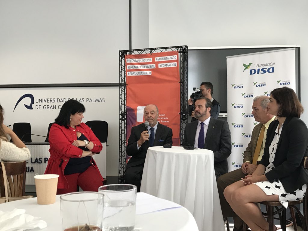 FundacionDISA's tweet photo. Raimundo Baroja, presidente de #FundaciónDISA: “Nosotros tenemos la misión de que pequeñas y medianas empresas conozcan el talento de los egresados. De esta manera se constituirán como empresas mucho más eficientes”
#DISAEmplea https://t.co/emslmKngXn