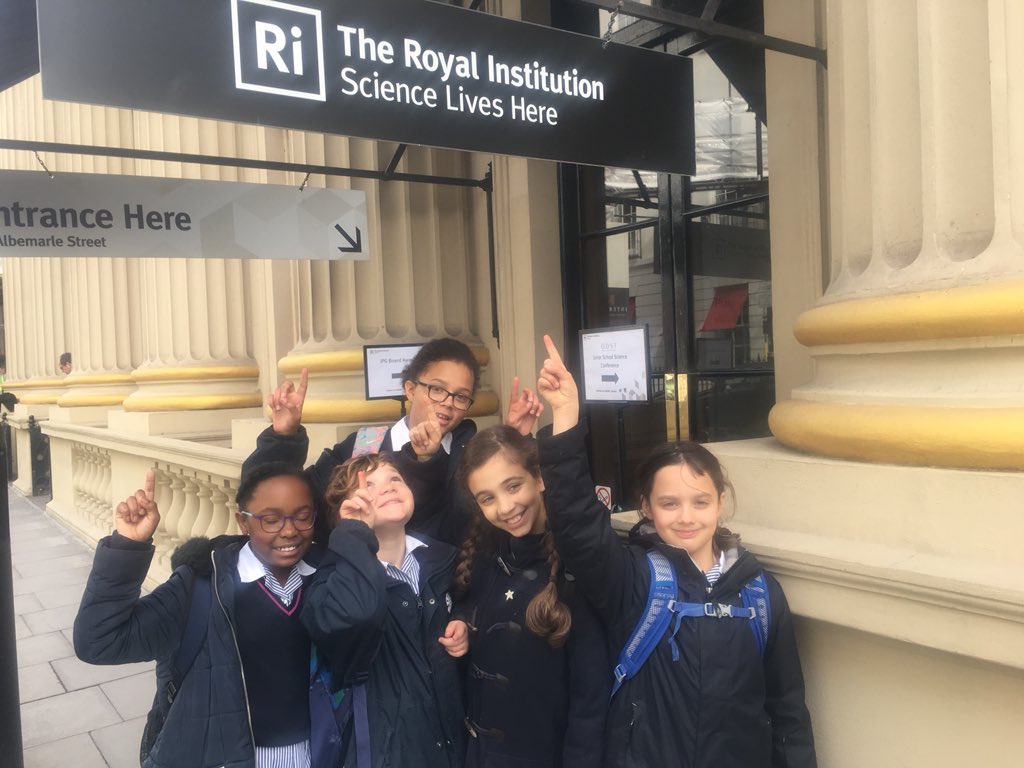 sydhighprep's tweet photo. And we have arrived at the Royal Institution for the @GDST Junior #Science for a fantastic day of building #molecules and constructing #DNA 🔭🔬⚖️💡#excited #GDSTscience #gdstgirl #GirlsInSTEM https://t.co/P5smIRXhFp