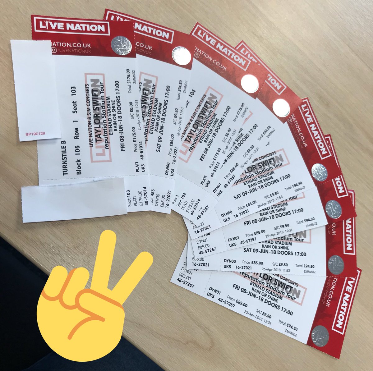 VibePayFriday's tweet image. Some @taylorswift13 #tickets have arrived at the office today (many more to come). We’re going to be making some of you very happy when we send them out later today! RT for good luck, tag friends below who deserve free tickets #GoodVibesOnly✌️