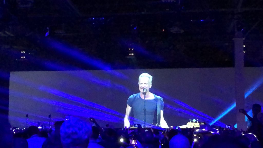 Johnny_Winter92's tweet photo. The Customer Appreciation Event ah the @DellTechWorld was a complete success. Many thanks to  @WALKTHEMOONband and @OfficialSting for the great end to a great event. https://t.co/uwbyo4rkyi