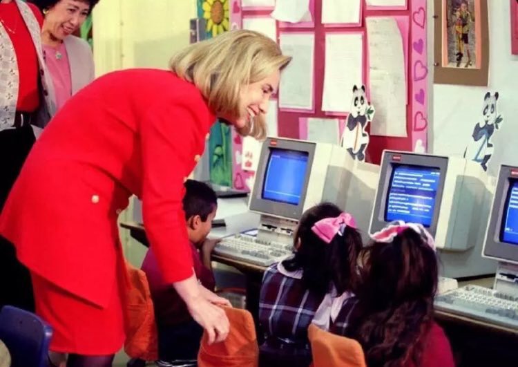 masonbo's tweet photo. @President1Trump @HillaryClinton @HillaryClinton teaching young girls how to delete emails. https://t.co/B5AyTnENMc