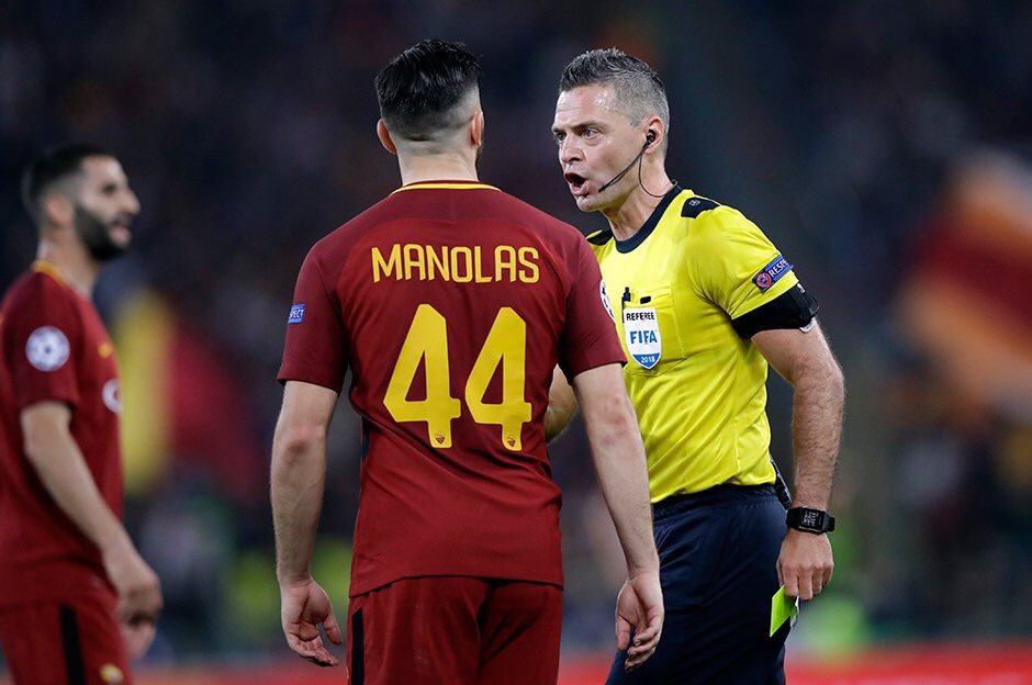 "Roma başı dik elendi"
Liverpool'u 4-2 yenmesine karşın elenen Roma'ya İtalya'da destek, hakem hatalarına tepki 
#roma