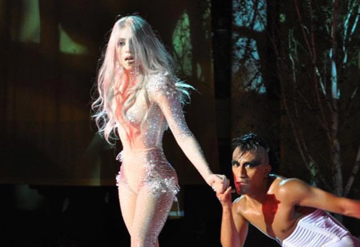 DcR1ERQV0AI0tLr?format=jpg&name=large