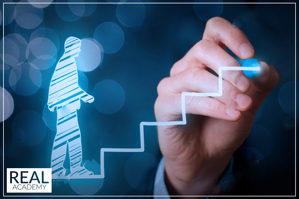 RealAcademyEgy's tweet image. ايه أكتر SKill من الـ Main 4 skills للـ IELTS عايز تطوّر نفسك فيها؟
قولنا و احنا هنبدأ معاك في تطوير المهارة اللي هتختارها،و ده عن طريق كورس لأول مرة يبدأ في مصر، و اسمه الـ IELTS Coaching. 
لو عايز تعرف تفاصيل أكتر، كلمنا على رقم: 01201255554.
#Real_Academy
#IELTS_Coaching