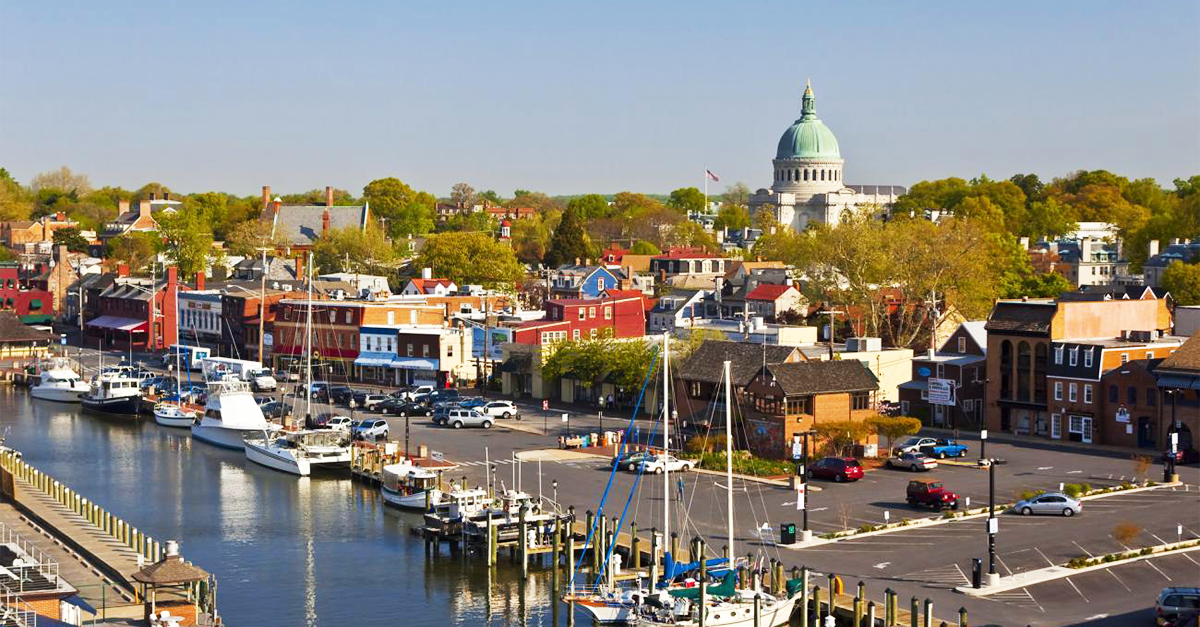 PendoManagement's tweet photo. We really have the greatest job. Traveling to cool places like Annapolis for the @mdmbba annual conference. Making PENDships along the way. And leaving a trail of green behind us. #pendo #mortgage #appraisalmanagement #appraisal #appraisalexperts #MBAs #MMBBA #maryland #annapolis https://t.co/Lta8a8JLlI