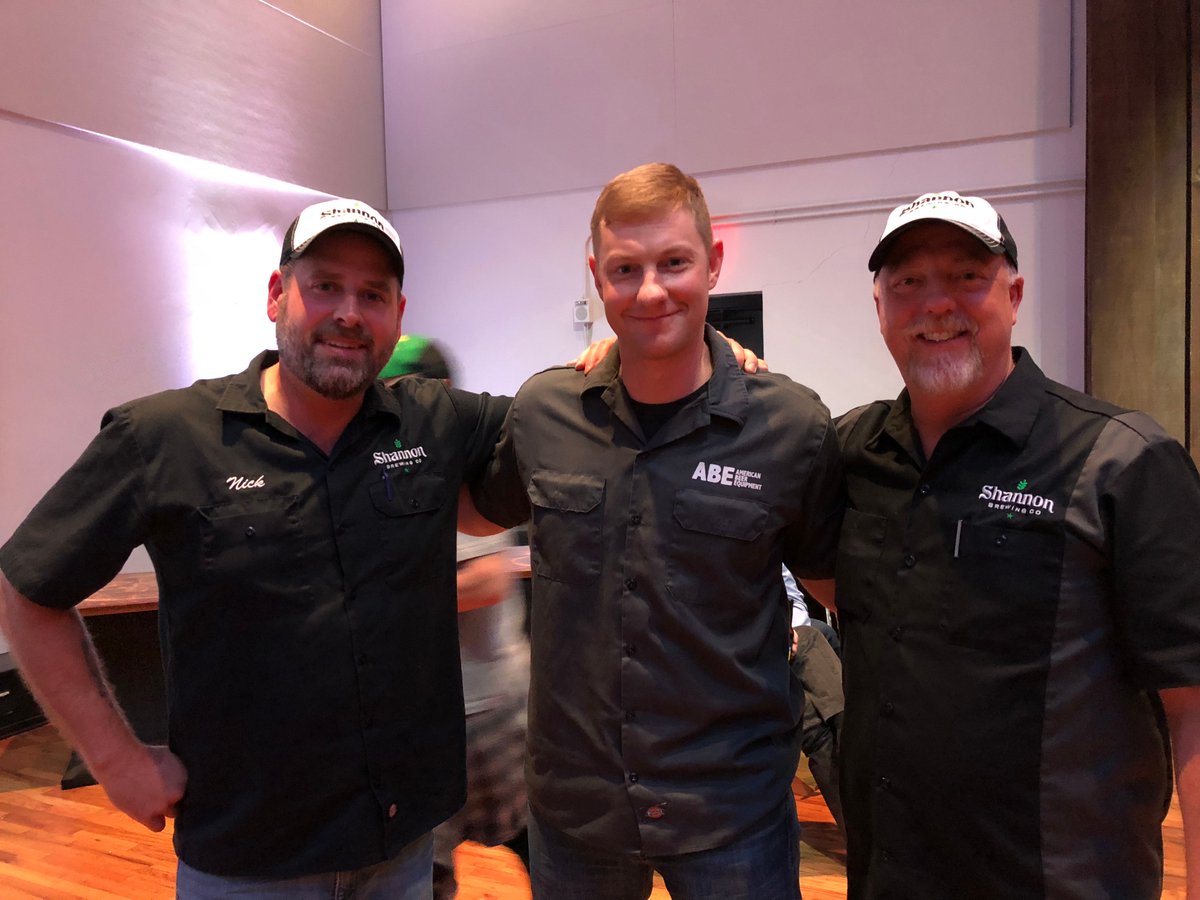 ABEequipment's tweet photo. We're so grateful to be able to see all of our friends in one place at CBC. Thanks, Shannon Brewing Co. for stopping by to say hi!
#ABECBC18 #cbc2018 #craftbrewerscon18 #brewersassoc #CBC18 #Craftbrewersconference2018 https://t.co/GSflWV3QaC