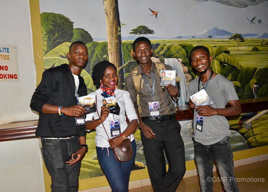 rukunyalx's tweet photo. About last sunday at #ThereIsMore live worship concert by @ASerwadda 
We got ourselves #AtTheCrossAlbum 

#musicAlbum #musicsales #concertsoldout #medianinjas #gospelConcerts #gospelAlbum #EP #concertGotLit #jesusFreaks #worshipAlbum #albumrelease https://t.co/3swa5mxW4J