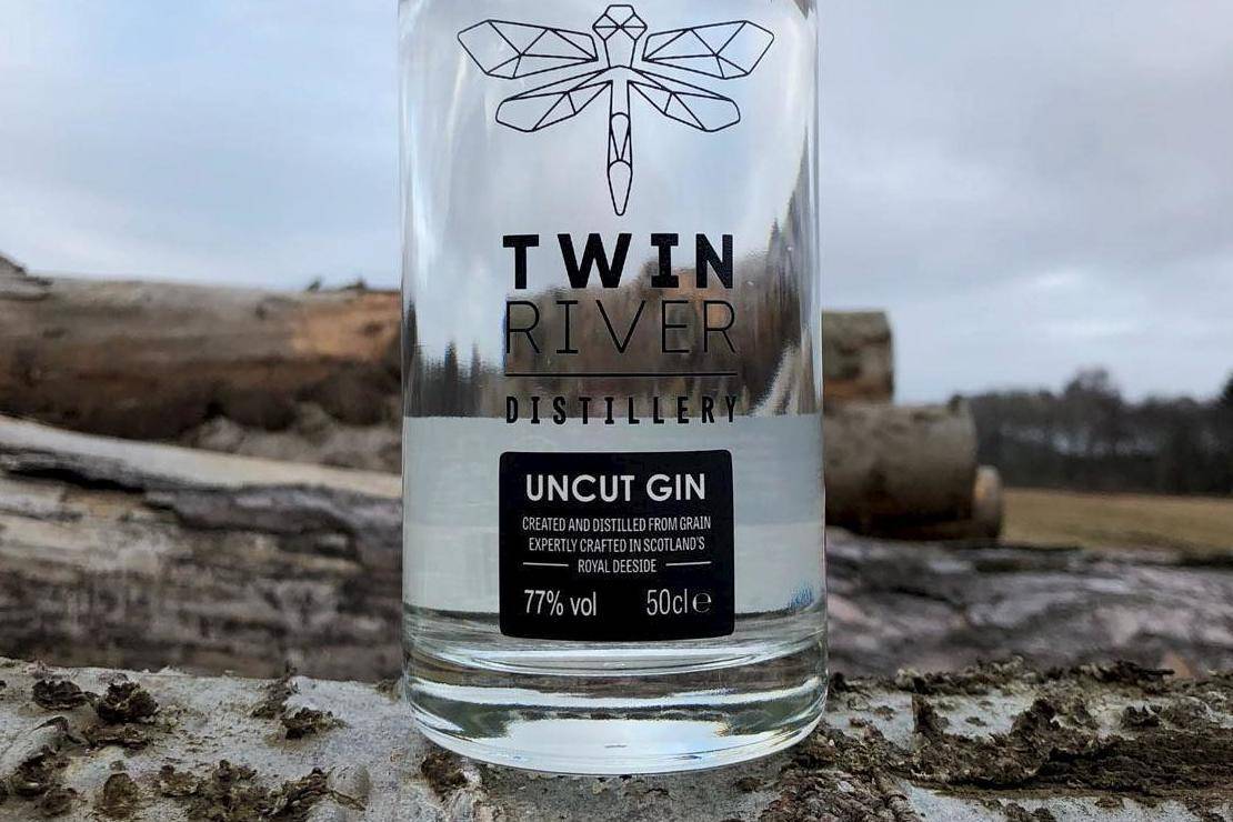 ginawards's tweet photo. A Scottish distillery has created the officially world’s strongest gin, with 77 per cent alcohol by volume https://t.co/gQ4NrS7gWM #Gin #Scotland #alcohol #ginawards #tipsytasters https://t.co/UhKmbrRVO7