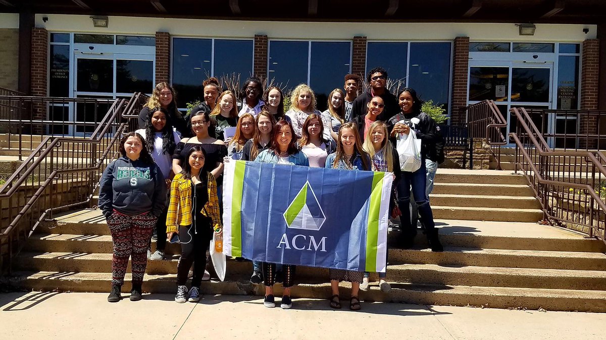 alleganycollgmd's tweet photo. Thanks for coming to see us! We had a great group of students from South Hagerstown and Boonsboro High Schools this week. We hope you enjoyed your visit as much as we did.
#EngageYourFuture #alleganycollegeofmaryland #ExperienceACM #DiscoverACM #collegevisit #campustour https://t.co/5Bgsk1TvBI