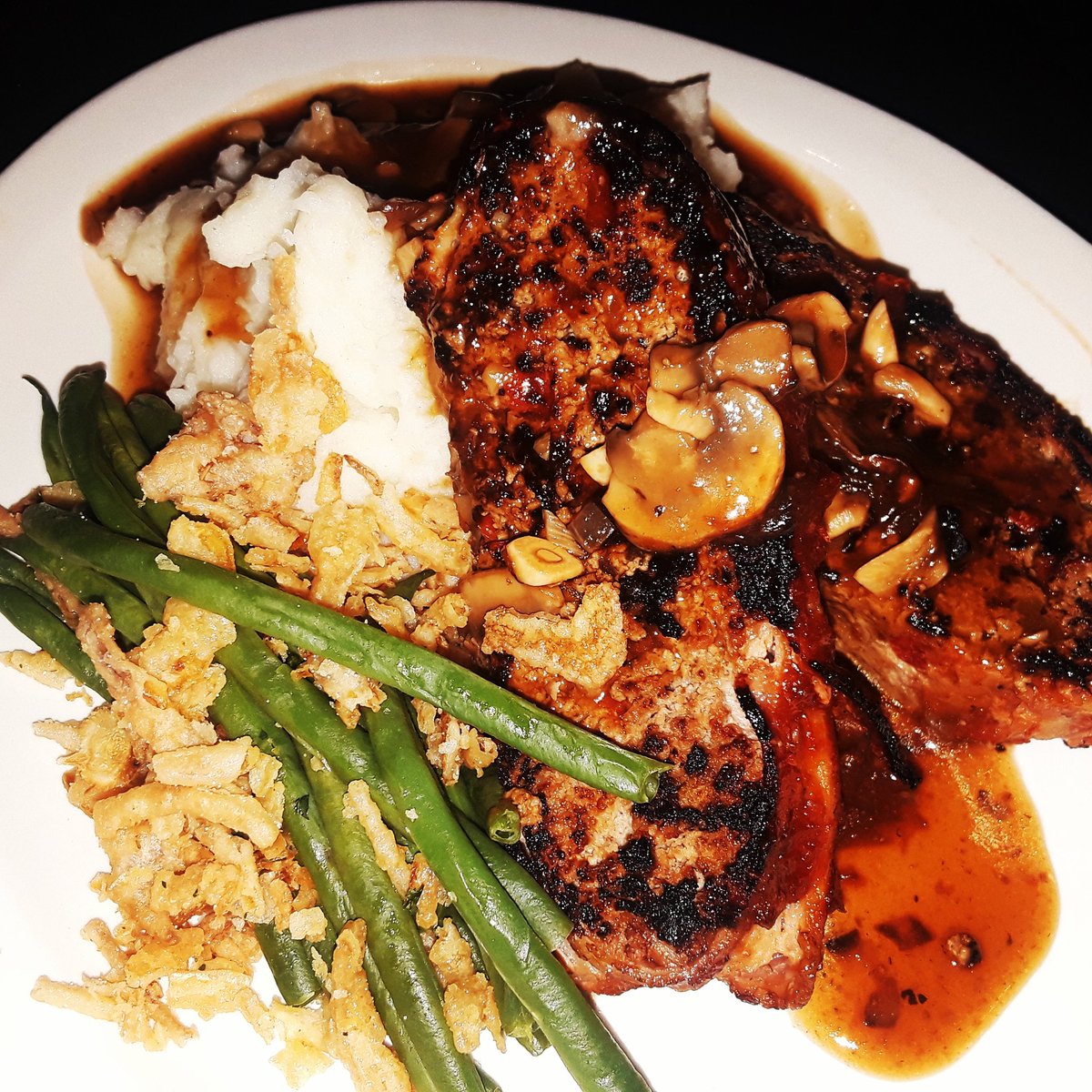 the_foodpedaler's tweet photo. hungry? #RTconsulting, #local, #kcclassics, #goodfood https://t.co/4OgA8GPpbb