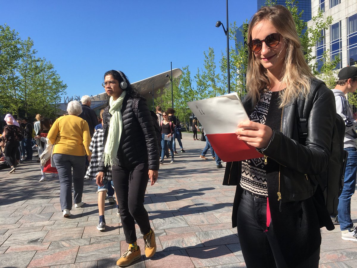 Visualisieren's tweet photo. First #sketchathon ever @rotterdam with 130 city #sketchers from @htw_chur &amp; @hsrotterdam #sketches https://t.co/Jo7R16JxXA sketching for the future liveable city https://t.co/TbFWmz2RZw