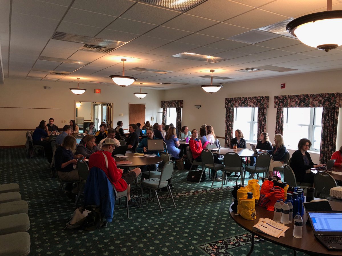 tpetreikis's tweet image. Finished presenting about #MathWeek2018 @MathConferenceGreenLake @jhusing34 @npsd1 @stmiller49