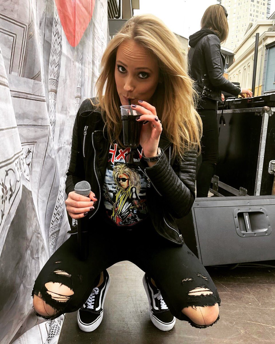 Rule number one: Stay HYDRATED 😆