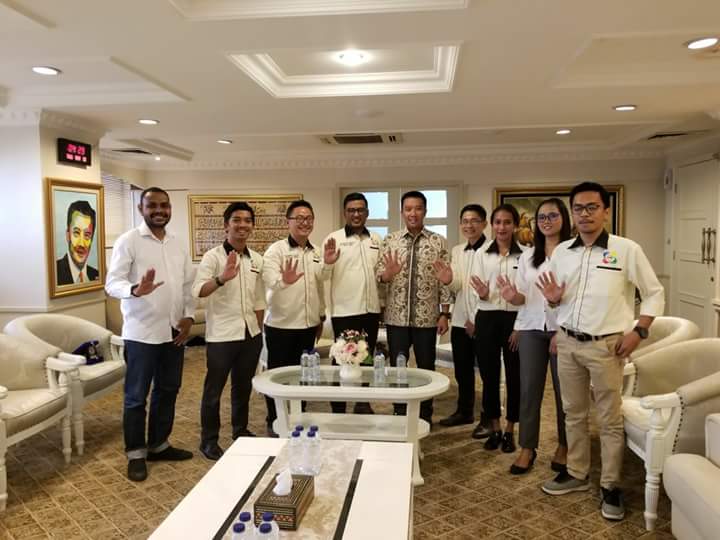 PwamiBali's tweet photo. Repost @pb_amiofficial

Sukseskan Rapimnas AMI 2018 Palu, 12 Mei 2018.

#AMIuntukIndonesia
#RapimnasAMI2018 https://t.co/IU7COAAY7e