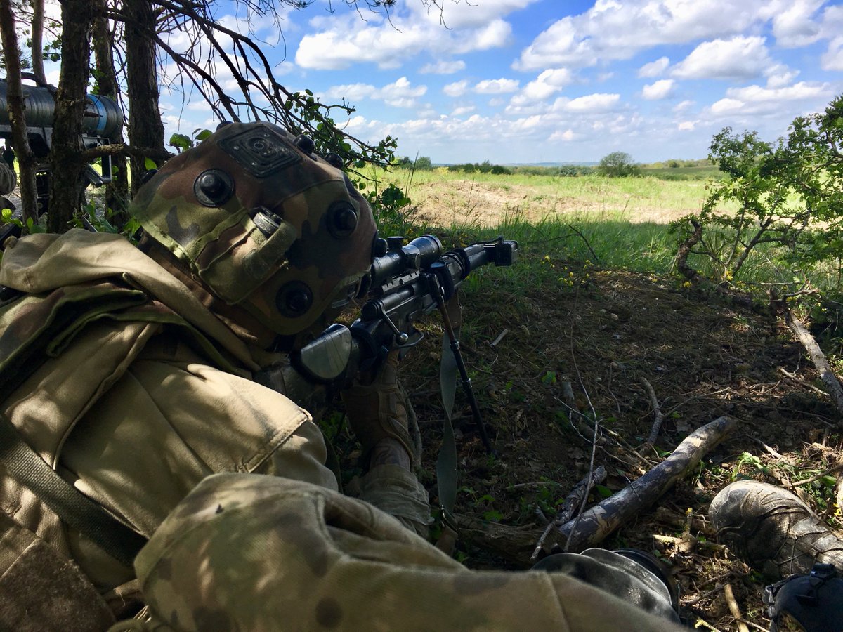CENTACOfficiel's tweet photo. #PrépaOps interarmes de la #9BIMa au #Centac. Dernière journée intense : prise de village tenu par l'ennemi. Régiment leader de cet entraînement : le #RICM. Le #Centac aura entraîné 3 sous-groupements tactiques interarmes cette semaine 👍#3RIMa #11RAMa #3RHC #6RG @armeedeterre https://t.co/MwcYzRv7rO