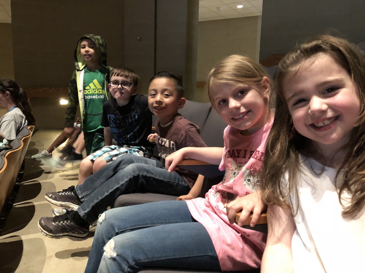 MissRobertson01's tweet photo. Thanks @MissMoreiraBCPS for planning our trip to @gouchercollege! Ss loved the Frog and Toad play! 🐸🐸 https://t.co/CeUdHgqrEg
