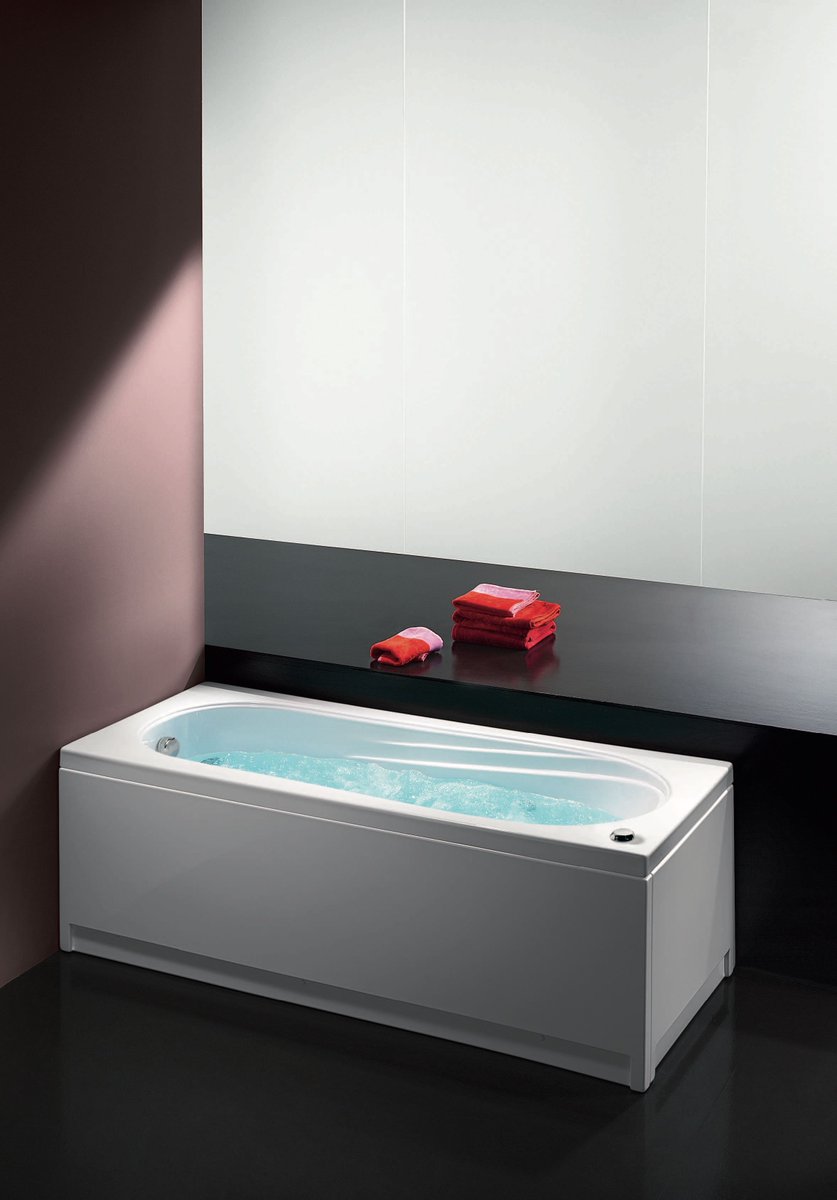 GruppoAD's tweet photo. Con un design elegante, la vasca idromassaggio reversibile #RoomStorm è provvista di sei o otto bocchette, per un momento di totale relax. 

AD #DesenzanoDelGarda #Borgosatollo #idraulica #arredobagno #idrotermosanitari #Storm #Stormdesign #idraulicaarredobagno #sanitari https://t.co/tcMgko7Ndw