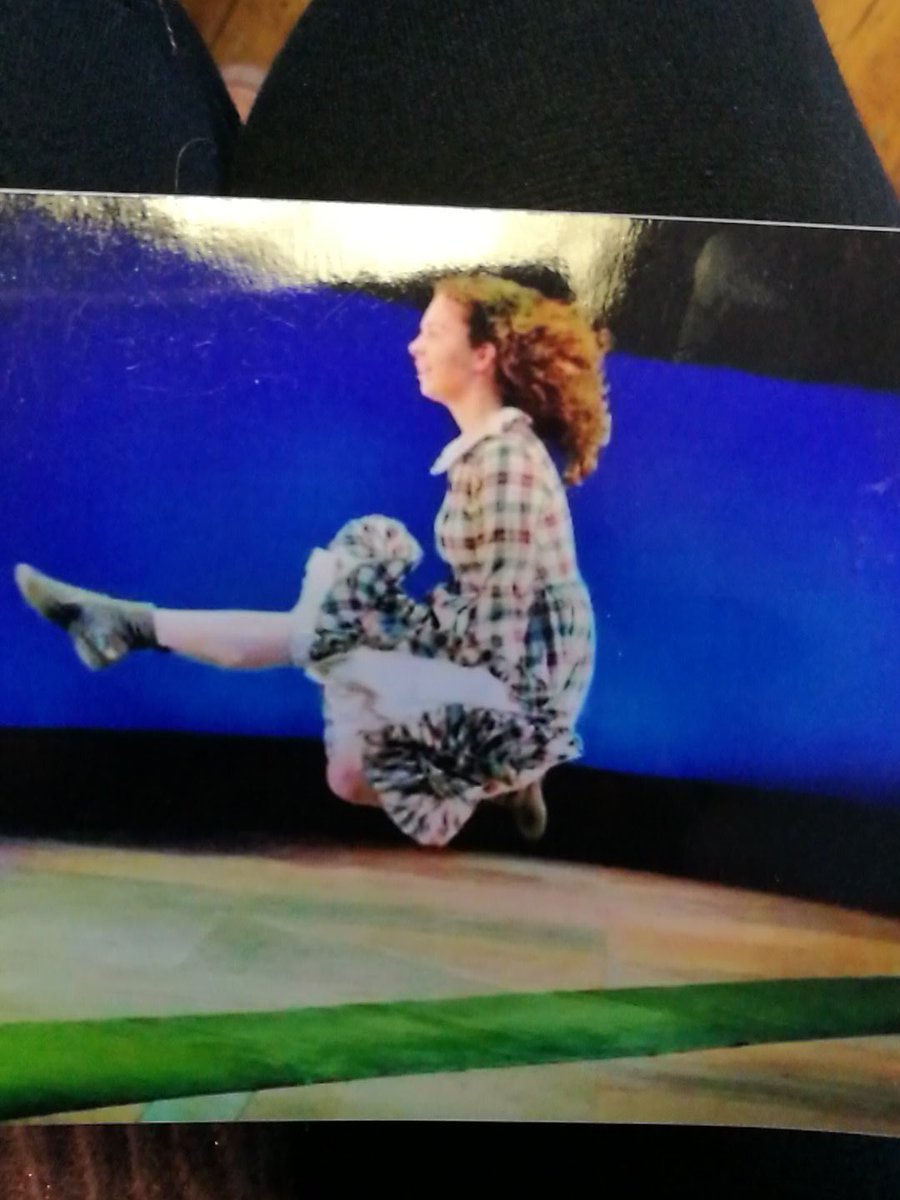 FemaleTheatreC1's tweet photo. Come see if @ClareMcMahon can still leap this high...
#spoileralert #shecant #womentroubles https://t.co/3EptNQT1Zq