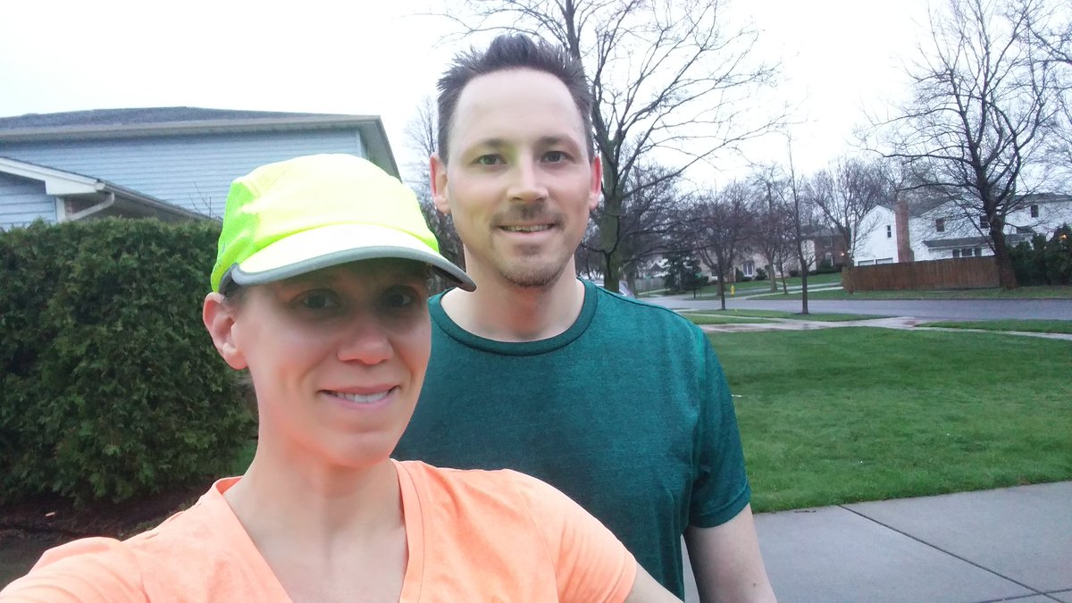 MedalChasers's tweet photo. 4 #miles of #running #speedwork on this #rainy Thursday!
Not ready for race pace miles yet, so we did half mile repeats. Focused on a pave of 9:00. Felt good!
#run #runchat #noexcuses #ThursdayMotivation #Run4Buffalo https://t.co/h8gn1RmocE