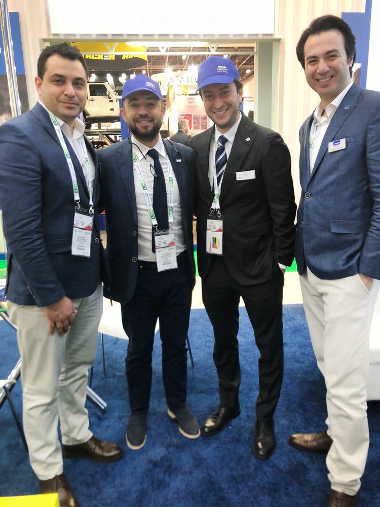 esanaku's tweet image. Pozitif Enerjimizle Automechanica Dubai Fuarındayız.

 #dubai #automechanicadubai #dubaifair #dubaifairs #esanaku #energyaku #vegaaku #positiveenergy