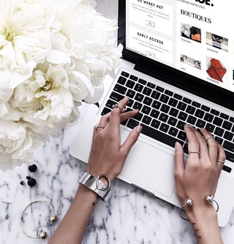 fashiolista's tweet photo. We love bracelets and especially we love the stylish cuffs.

So be sure to get yours now at https://t.co/gU5UyfOHjF as well as discover all the other new auctions. 🖤 https://t.co/spjGBLspT8