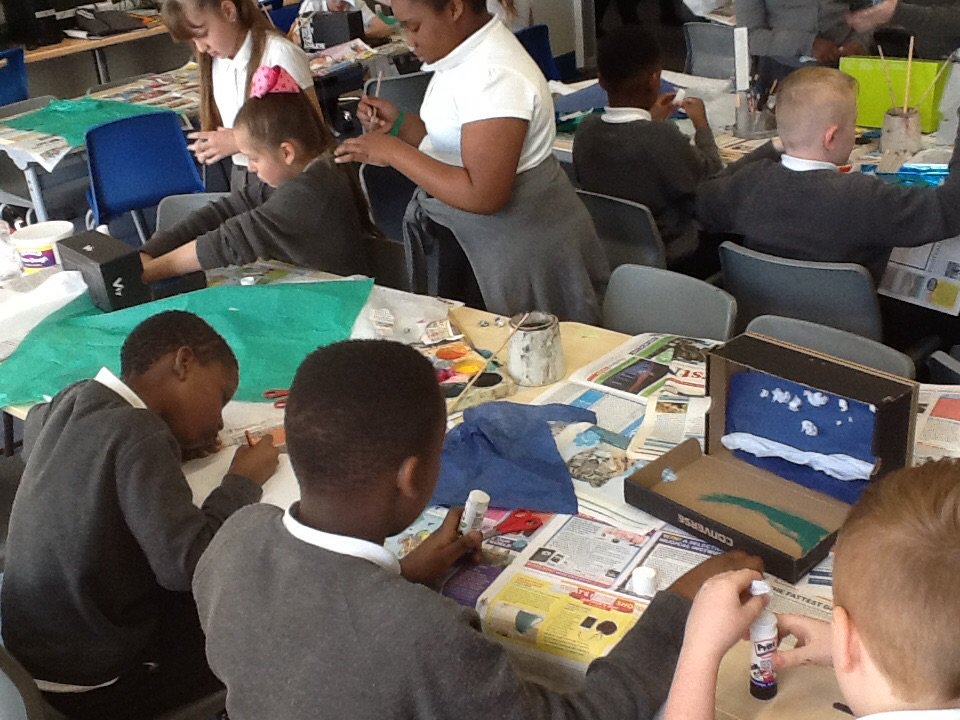 Windmill5P's tweet photo. Here's a sneak peek at our story boxes to go alongside our English book- the Lion, the Witch and the Wardrobe. The children are showing amazing creativity and teamwork! #musicfederation #lovereading https://t.co/VZ000jvfi3
