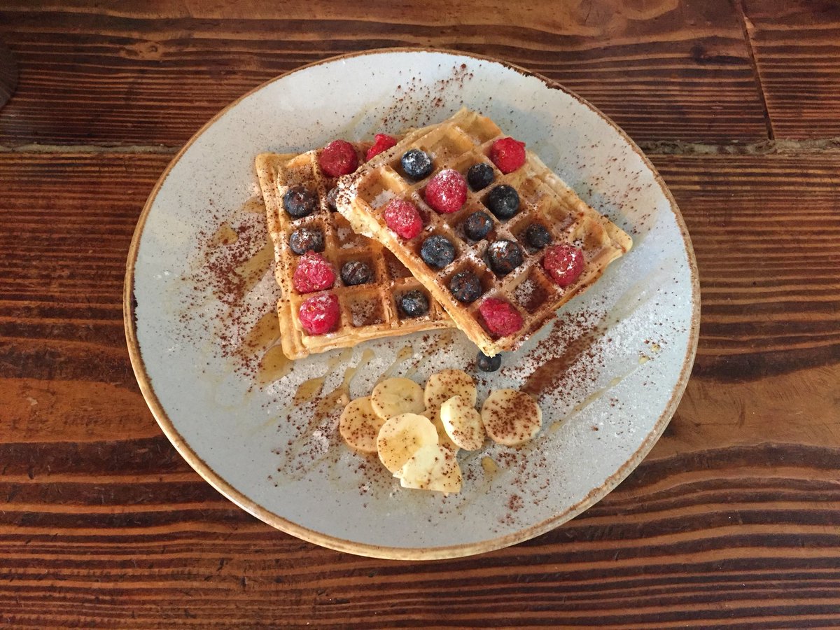 TLECafe tweet picture