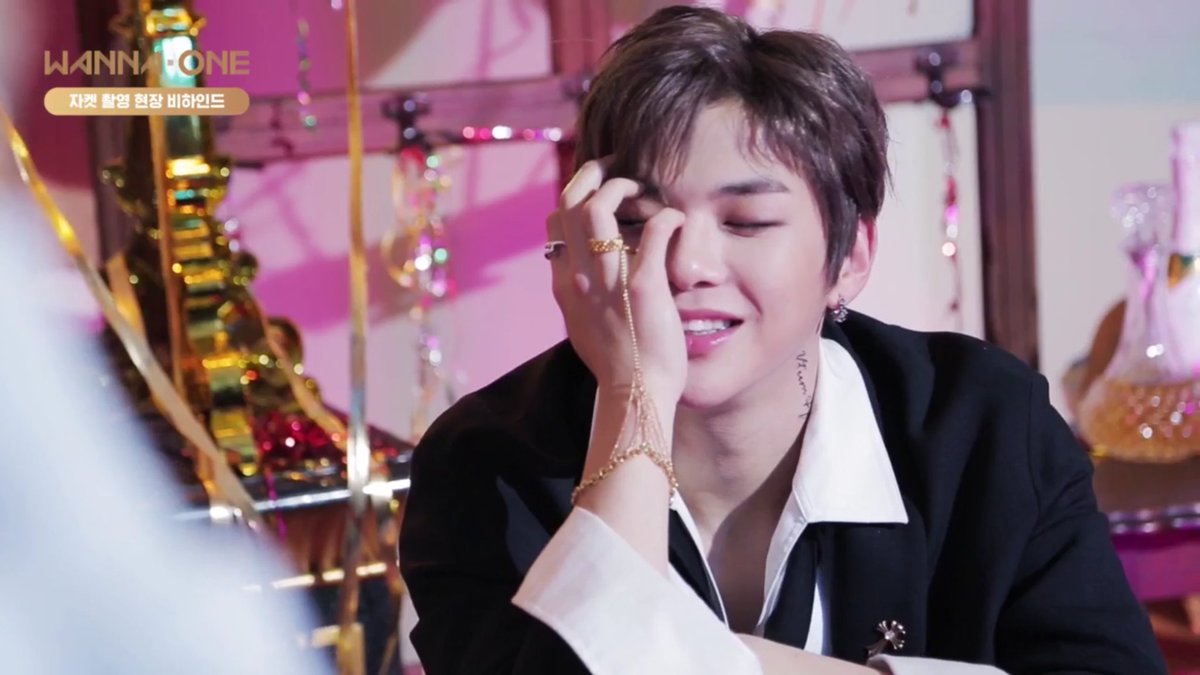 กูK ft.พึ่งเล่นได้ tweet media