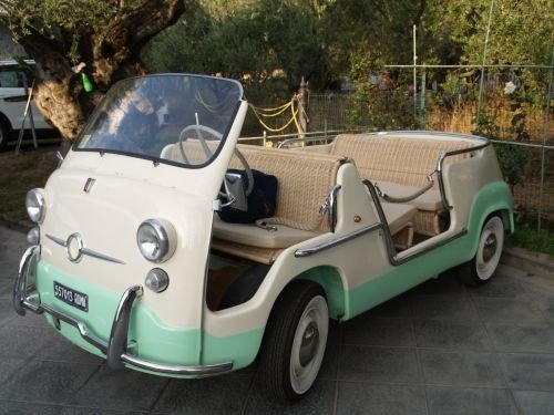 DavidVi74820137's tweet photo. @coys1919 @fiat_fan_club @ClassicCarstour @ClassicCarOwner @Fiat500_Club @fiatcars @CarClubAwards @routledgecoys @Monacocarclub @CarSnapped #Fiat 

Fiat 600 Multipla Jolly Ghia https://t.co/cGifIwSKLR