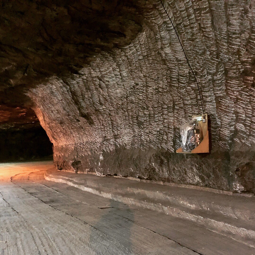 Night_Sam's tweet photo. Salt mines &amp; archives - I went down an active salt mine this week to see where @T_I_H_R archives are kept. With low humidity &amp; constant temperatures, salt mines are also a perfect repository for archival material. #salt #archives #deeptime #ecologies https://t.co/AOciUtikav https://t.co/xOiLAJcWJ8