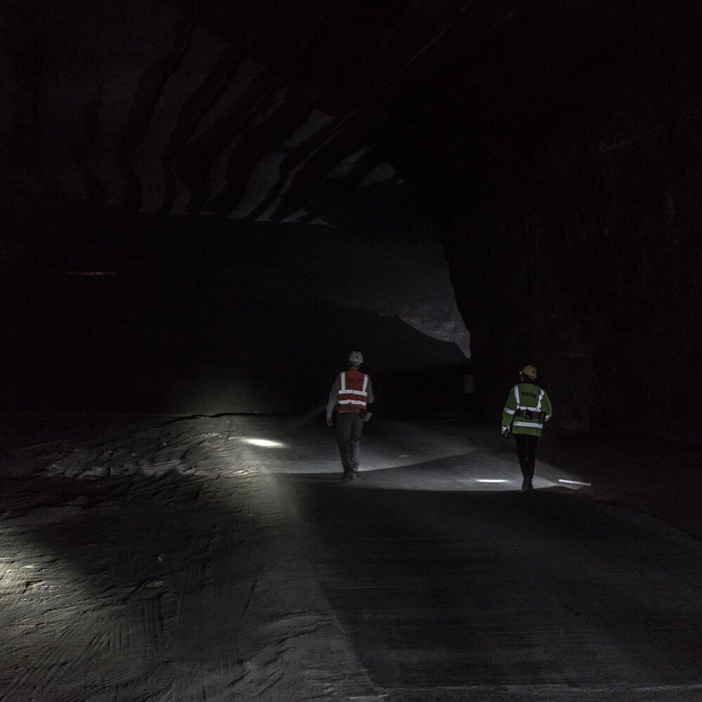 Night_Sam's tweet photo. Salt mines &amp; archives - I went down an active salt mine this week to see where @T_I_H_R archives are kept. With low humidity &amp; constant temperatures, salt mines are also a perfect repository for archival material. #salt #archives #deeptime #ecologies https://t.co/AOciUtikav https://t.co/xOiLAJcWJ8