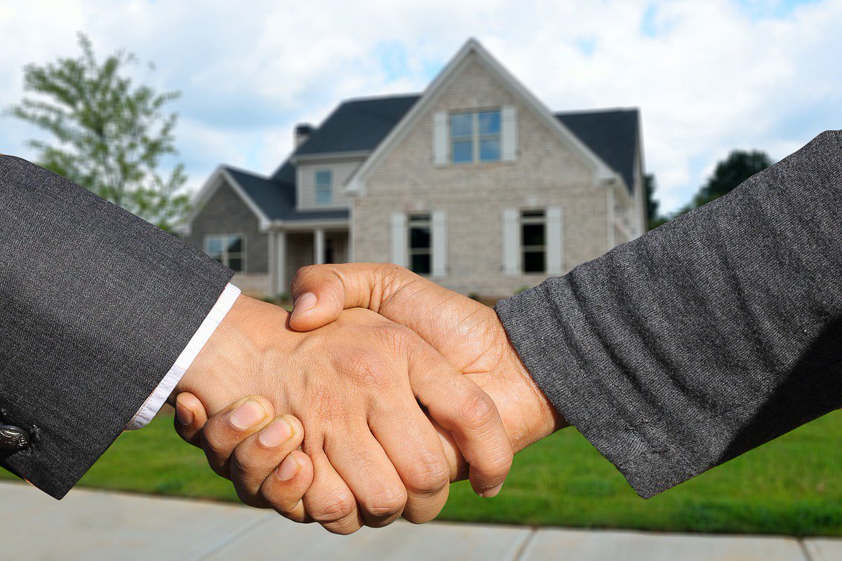 Midwest_builder's tweet photo. Visit our website to know why we are the leading real estate property developers in Bangalore. #RealEstate #PropertiesInBangalore.  https://t.co/YqjXXAlaOa https://t.co/rsbdpWdYD6