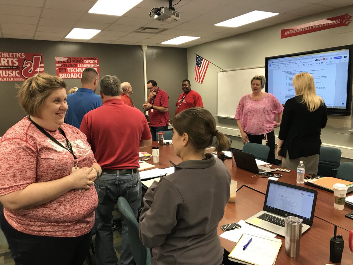 JHSRedDevils's tweet photo. Academy Leadership is on the move this morning! #1JeffHigh #BeGreater #FNGL @GCCSchools @TheHyphenNews @RedDevils_WJHI https://t.co/0D5jYxjYiq