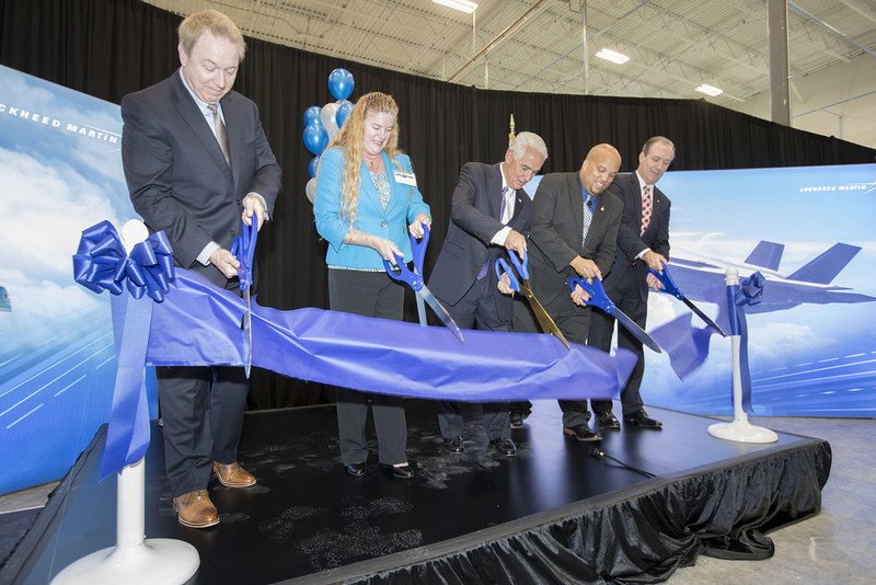 DefenceNews_SDI's tweet photo. Lockheed Martin has formally opened a new manufacturing facility in Florida, the US, to support the growing production rate of the F-35 Lightning II joint strike fighter.

#DoD https://t.co/sXOvfjD0QC