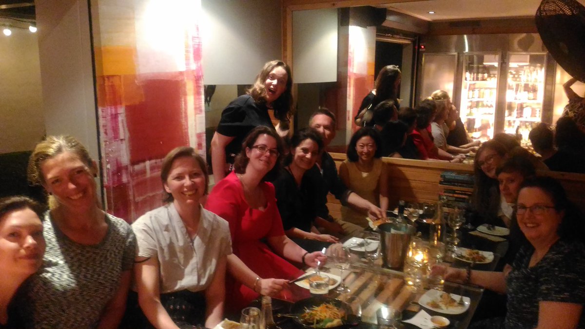 arpitayodapress's tweet photo. Now following the sparkling @mobythompson from @AllenAndUnwin who has been the most gracious host to all of us #VIPS2018 this evening #Yullis #SurryHills https://t.co/ynaMi3XsZQ