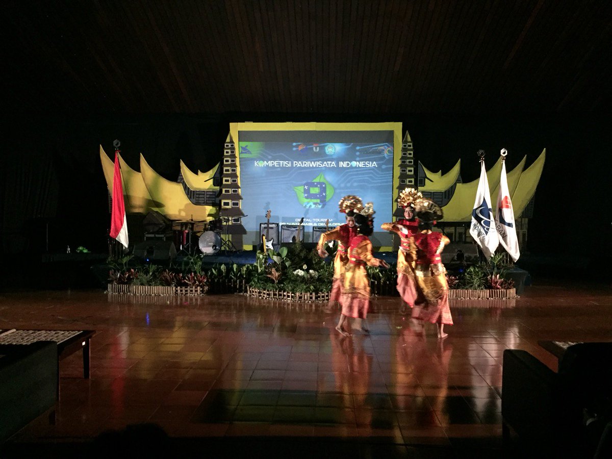 Dance Embun UniTel tweet media