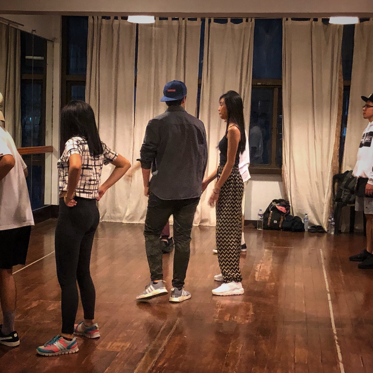 Alco_Guerrero's tweet photo. Pasilip! Captain X Skrengee cookin’ something new up whoo!!!

EDWARDNiMAYMAY LilipadNa https://t.co/dUtMK8VjrZ