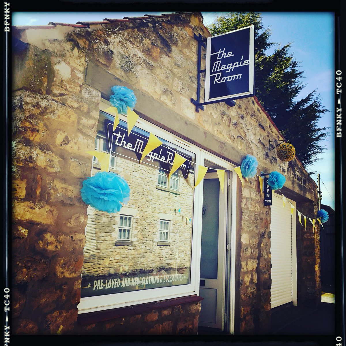 the_magpie_room's tweet photo. 💛💙💛 The Magpie Room is all dressed up and ready for the #tourdeyorkshire on Saturday! Such a fab town to hang out in and watch the bikes go by - fantastic food, indie shops and lovely people! 💛💙💛 https://t.co/qrKHSj2CDo