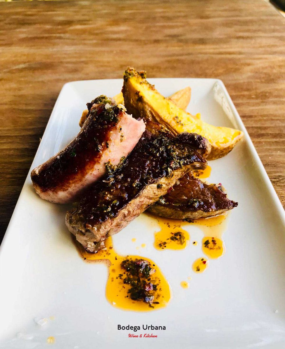 ¿Proteína para contrarrestar los excesos del puente? #carnaza #proteina #menu #wine #lasrozas #europolis #lasrozasvillage #felizjueves #puentedemayo #yummy #foodies #delicioso