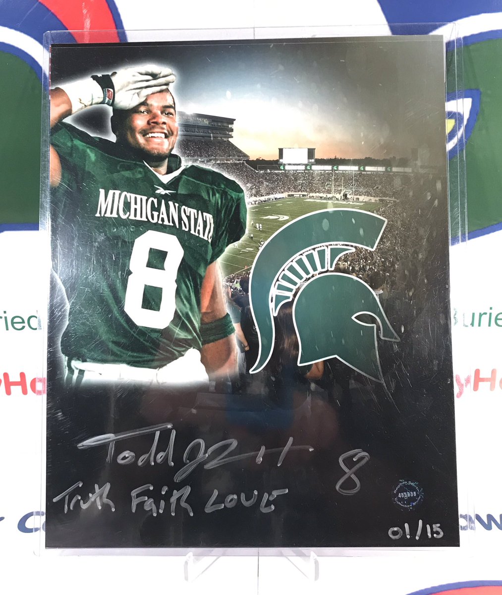 SpartyHawkCache's tweet photo. Picked up this beauty of an auto w/ inscription 1/15 of @ToddDuckett from @saginaw_sports after their March Show! Also have the 5/15 signed 8x10 which will be a future giveaway here! Give us a follow!! #ReignMaker #NewWorldFlood #BookOfReign #DistrictEleven #SaginawSports #Sparty https://t.co/0NR9uxGiQ2
