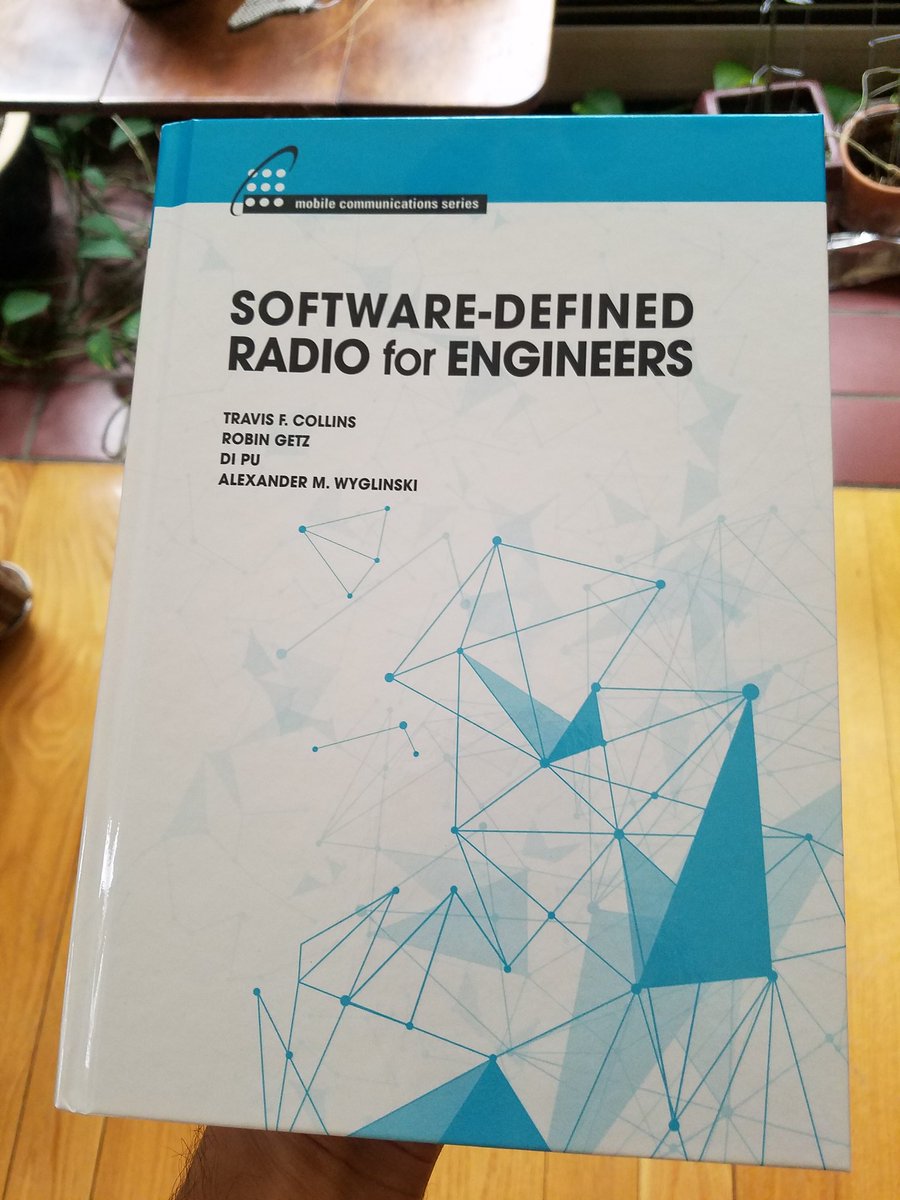 AlexWyglinski's tweet photo. My latest book on #SoftwareRadio just got published ... this is a #fantastic week!! :-) https://t.co/IDio2Hszqb