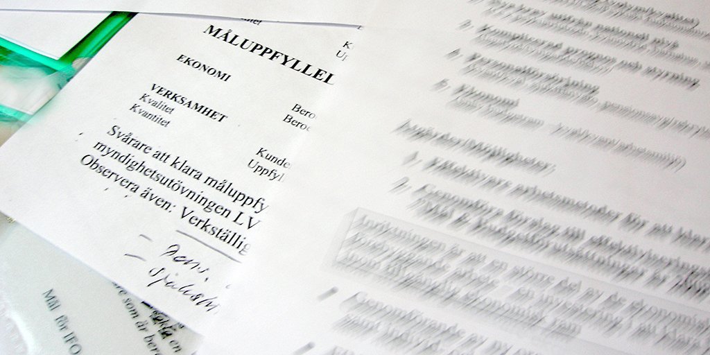 Att styra organisationer med regler eller tillit? "Vårt fall visar att när reglerna blir omfattande blir resultatet lidande." Kapitel ur boken Leda med tillit (@idealistas_se förlag i samarbete med <a href="/akademssr/">Akademikerförbundet SSR</a> och <a href="/Chefsforeningen/">Svensk Chefsförening</a>) på GRI-bloggen: gri-bloggen.se/fran-regler-ti… … #chef