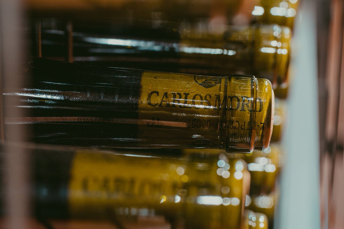 CMMatarromera's tweet photo. Cada día encontrarás algo diferente… Ven a visitarnos en San Vicente de la Sonsierra y enamorate de todos los rincones de nuestra Bodega. #CM #CMPrestigio #CarlosMoro #enoturismo #turismo #visitaabodegas #rioja https://t.co/fQSwwaLkuM