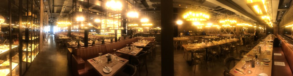 Stephan60394898's tweet photo. @FazendaGroup with @creationwines with beautiful #coolclimate #wines #PinotNoir #artofchardonnay #respinotnoir @Hemel_En_Aarde https://t.co/s0sQZTAUcc