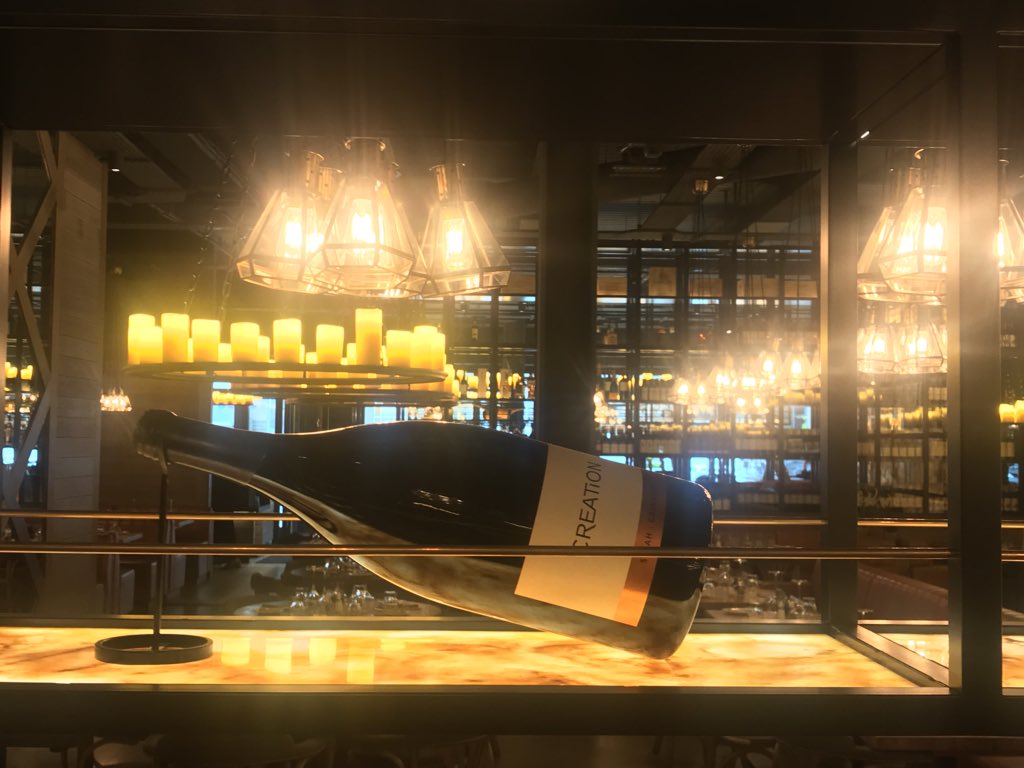 Stephan60394898's tweet photo. @FazendaGroup with @creationwines with beautiful #coolclimate #wines #PinotNoir #artofchardonnay #respinotnoir @Hemel_En_Aarde https://t.co/s0sQZTAUcc