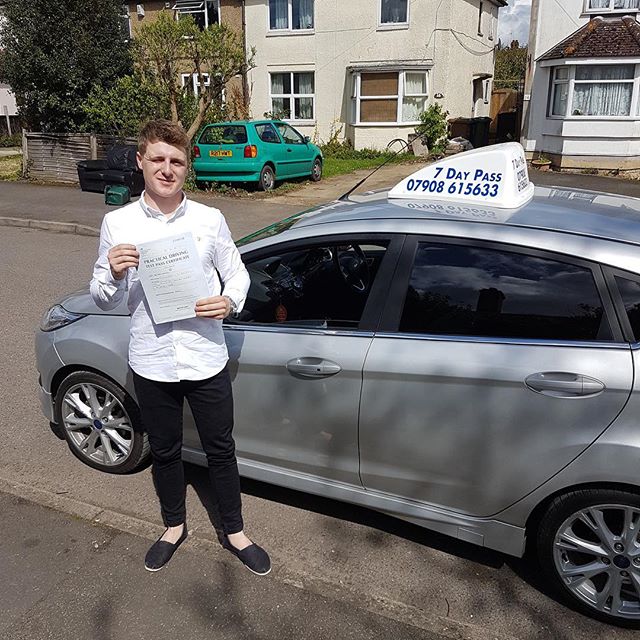 ukintensives's tweet image. #oneweekdriving #passedmytest #oneweekintensive #intensivecourse #practicaltest #drivingcourse